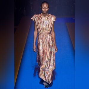 Gucci Alessandro Michele SS18 look 85 Rose Gold Silk Georgette Sequin dress sz8